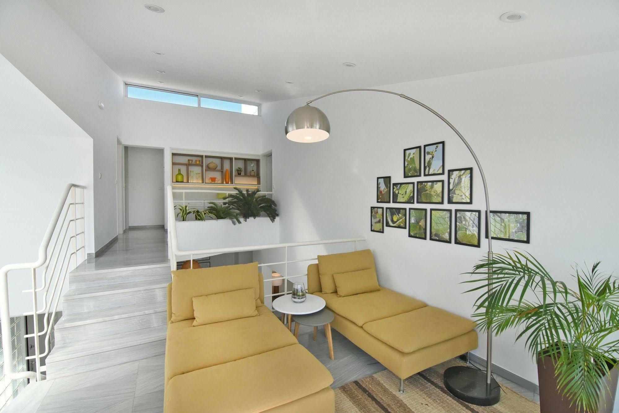 Coconut Villa Alimos المظهر الخارجي الصورة